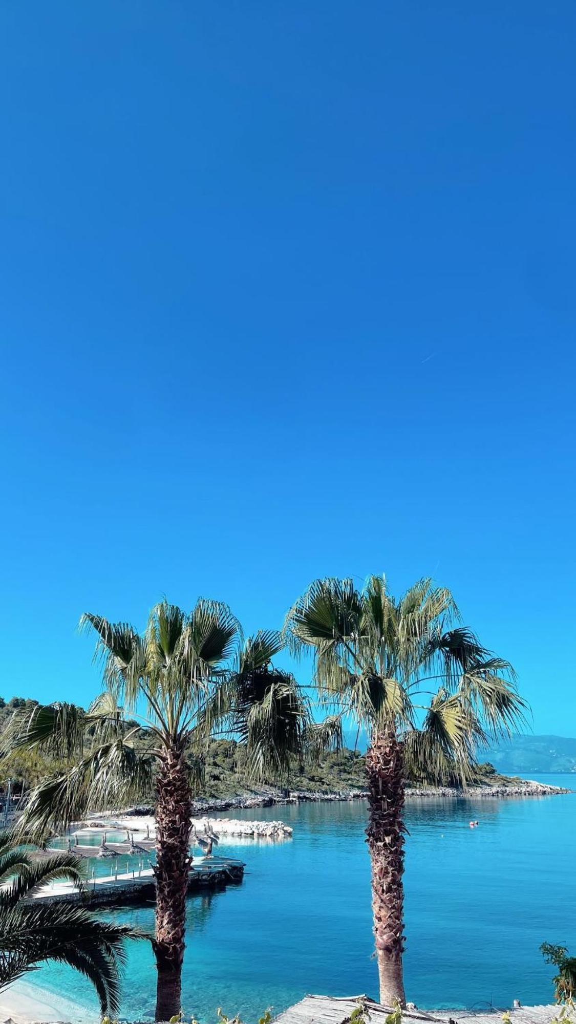 Xhibo Apartments Sarande Bagian luar foto